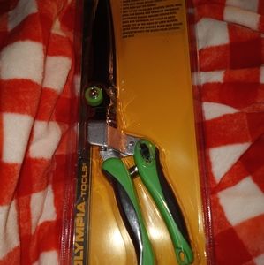 Grass shears